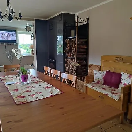 Dom Nad Jeziorem Kuznia *