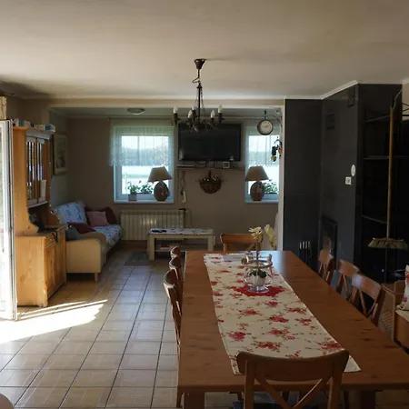 Dom Nad Jeziorem Kuznia Villa