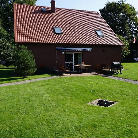 Dom Nad Jeziorem Kuznia Villa