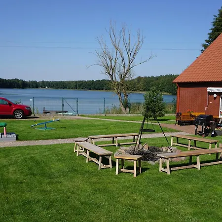 Dom Nad Jeziorem Kuznia