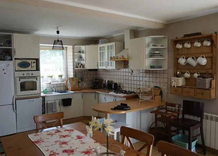 Dom Nad Jeziorem Kuźnia * Lakie (Zlotow)