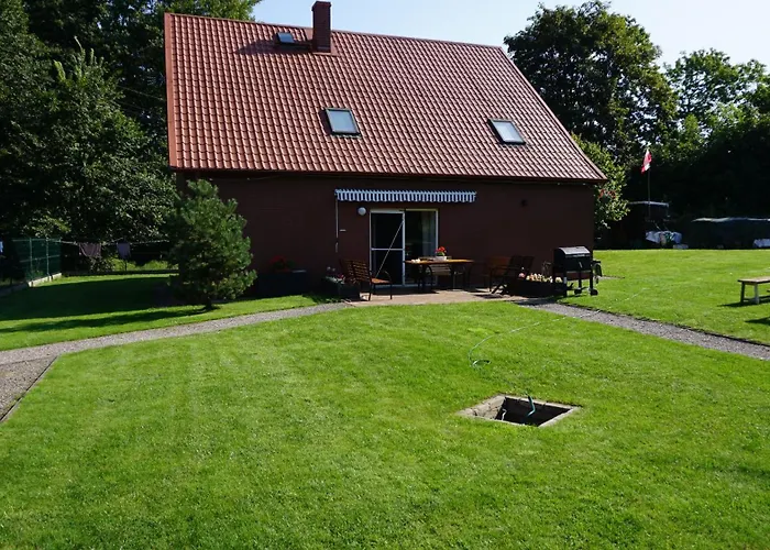 Dom Nad Jeziorem Kuźnia Willa