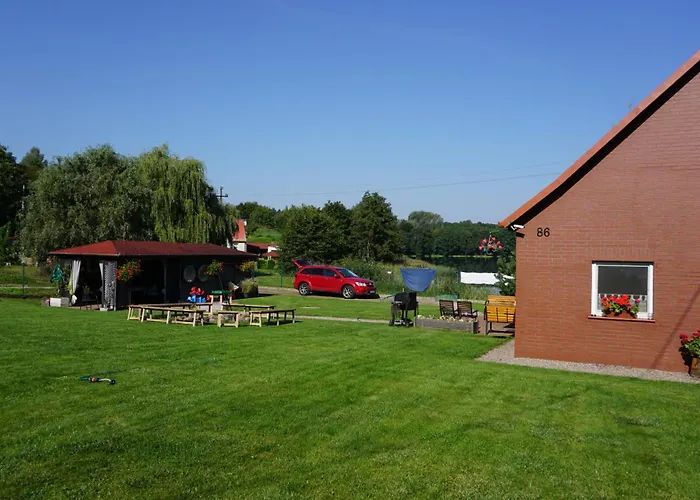 Dom Nad Jeziorem Kuźnia Willa