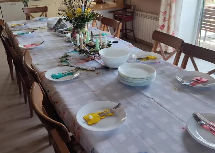 Willa Dom Nad Jeziorem Kuźnia *